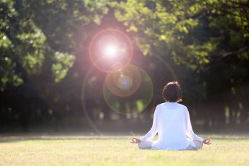 ヨガって何?どんな効果があるの?