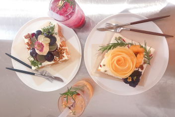 まさに芸術!CAFE attmos.のおしゃれトースト