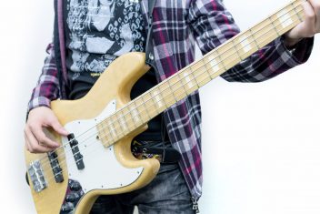 大学から始める趣味(エレキベース編)