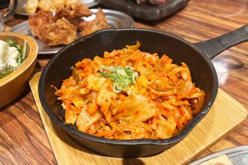 食べ飲み放題2500円〜!?肉大衆酒場ドンちゃん梅田店